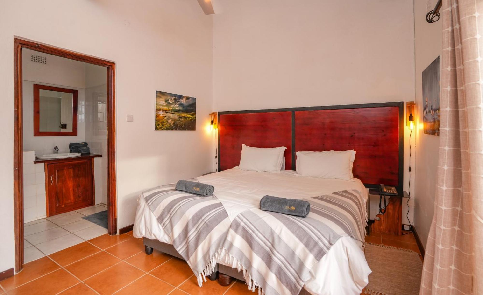 The Little Outlook Bed & Breakfast วิกตอเรียฟอลส์ ภายนอก รูปภาพ