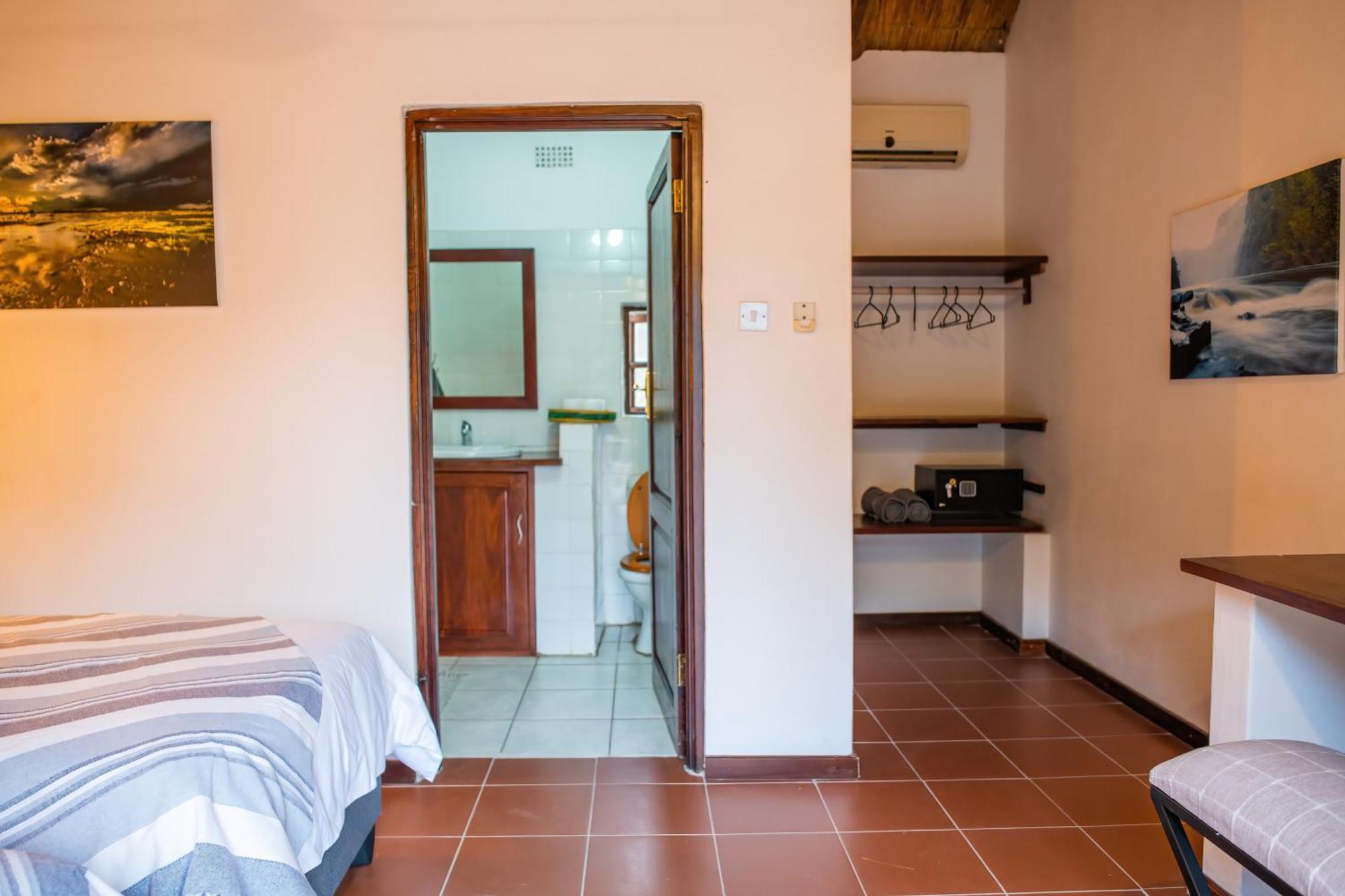 The Little Outlook Bed & Breakfast วิกตอเรียฟอลส์ ภายนอก รูปภาพ