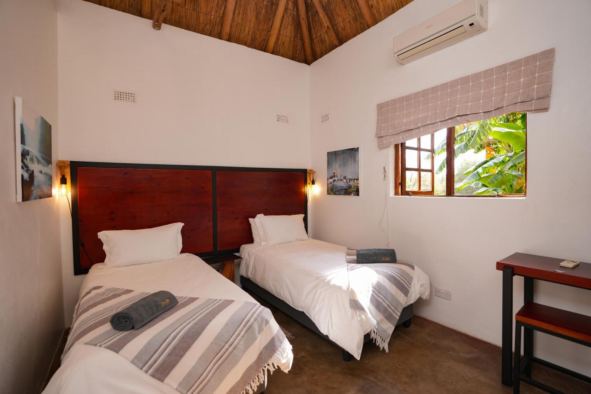 The Little Outlook Bed & Breakfast วิกตอเรียฟอลส์ ภายนอก รูปภาพ